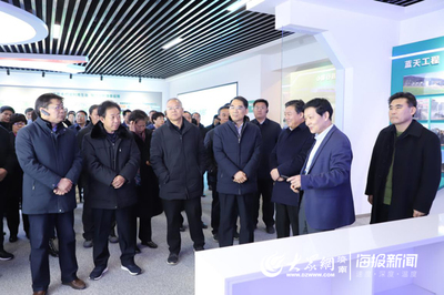 萊蕪區(qū)重點項目建設(shè)觀摩首日 8個鎮(zhèn)街18個項目“曬”出成績單，制造業(yè)引擎轟鳴